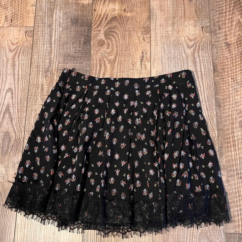 Black Ditsy Floral Pleated Mini Skirt Black Eyelet Eyelash Lace Trim Cottagecore